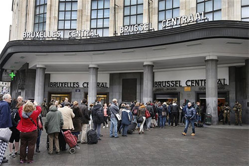 Identificado el presunto terrorista abatido en estación de Bruselas